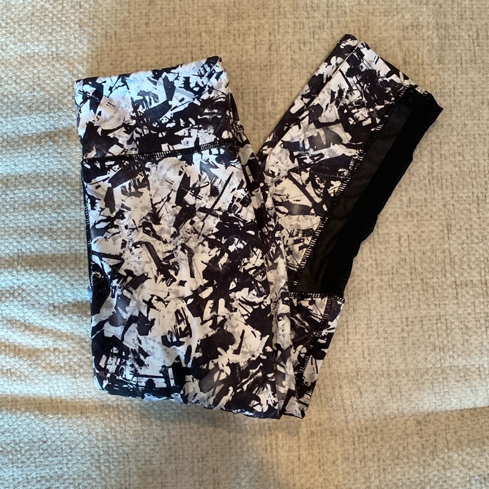 Madden work out leggings. Size small